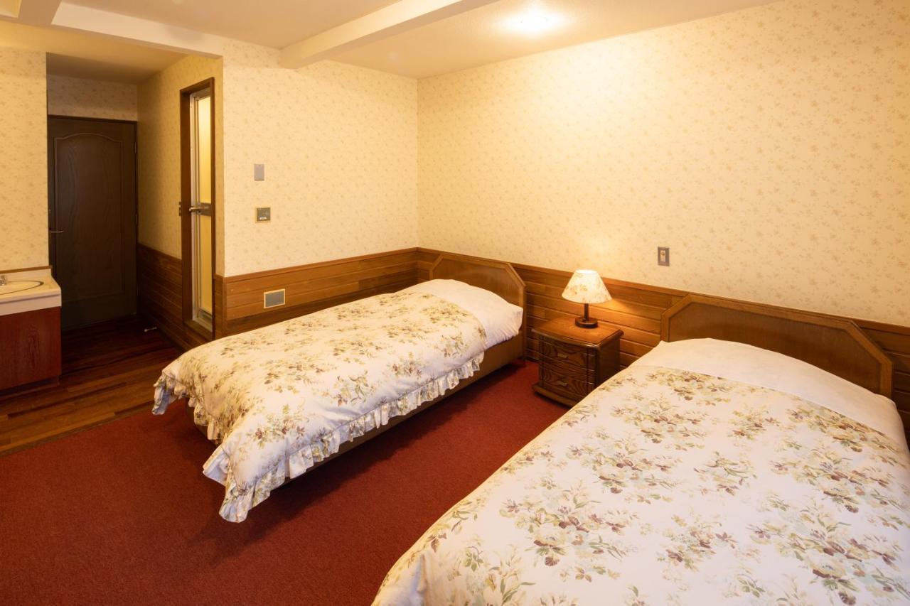 Pension Candytuft Каруидзава Экстерьер фото