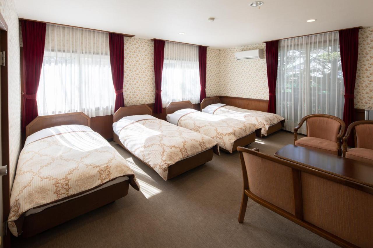 Pension Candytuft Каруидзава Экстерьер фото